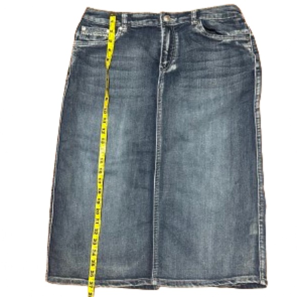 Boho Distressed Christopher & Banks Denim Stretch Pencil Skirt SZ 8 - Picture 2 of 5